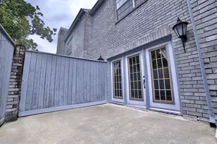 486 S Wilcrest Dr, Houston, TX 77042 - Photo 22