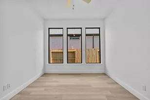 10290 Bluegill Crst Dr, Willis, TX 77318 - Photo 8