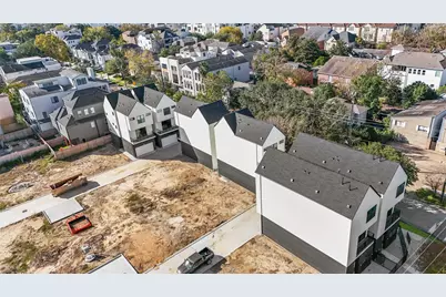 1515 Vermont Street #D, Houston, TX 77006 - Photo 10