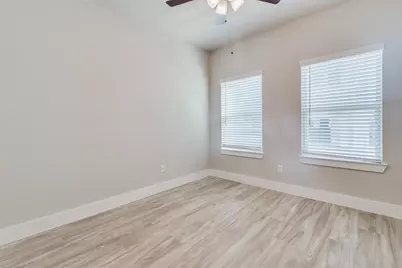 7705 Rainbow Close Lane, Houston, TX 77055 - Photo 22