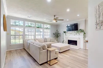 4615 Natural Bridge Drive, Houston, TX 77345 - Photo 6