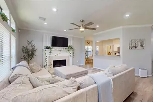 4615 Natural Bridge Dr, Houston, TX 77345 - Photo 6