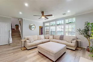 4615 Natural Bridge Dr, Houston, TX 77345 - Photo 4