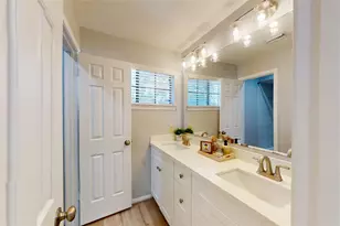 4615 Natural Bridge Dr, Houston, TX 77345 - Photo 22