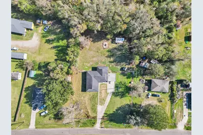 211 Johnson Street, Ames, TX 77575 - Photo 2