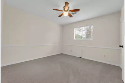 8043 Zimmermann Drive, Houston, TX 77088 - Photo 38