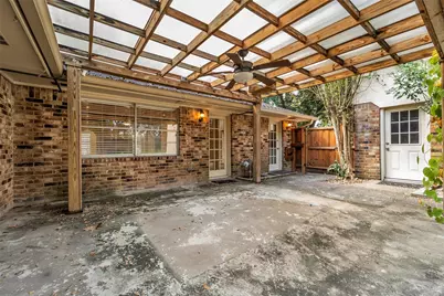 8043 Zimmermann Drive, Houston, TX 77088 - Photo 12