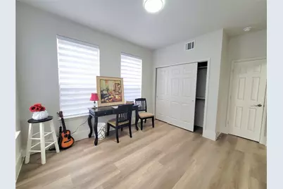 12014 Natural Bridges Lane, Sugar Land, TX 77498 - Photo 4