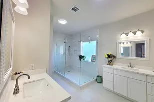 12014 Natural Bridges Ln, Sugar Land, TX 77498 - Photo 2