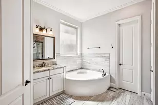 2341 Shallow Creek Ln, Friendswood, TX 77546 - Photo 18