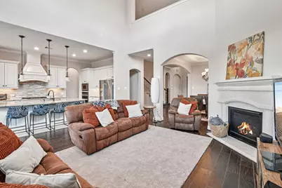 2341 Shallow Creek Lane, Friendswood, TX 77546 - Photo 4