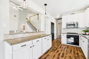 3023 Manor Bay Ct, League City, TX 77573 - Photo 4