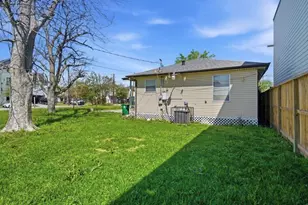 406 E 34th St, Houston, TX 77018 - Photo 8