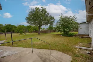 403 E 7th St, Flatonia, TX 78941 - Photo 40