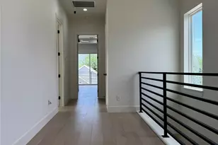 1004 E 32nd St, Houston, TX 77022 - Photo 18