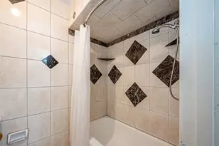 9318 Benning Dr, Houston, TX 77031 - Photo 34