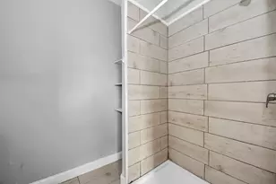 15 High St, Baytown, TX 77520 - Photo 16