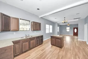 15 High St, Baytown, TX 77520 - Photo 10