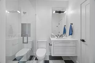 1308 Heslep St, Houston, TX 77009 - Photo 6