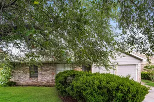 4419 Curly Oaks Dr, Houston, TX 77053 - Photo 2
