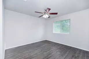 7219 Rancho Mission Dr, Houston, TX 77083 - Photo 26