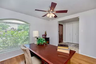 7219 Rancho Mission Dr, Houston, TX 77083 - Photo 4
