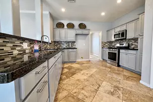 14302 Ardwell Dr, Sugar Land, TX 77498 - Photo 24