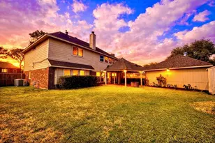 14302 Ardwell Dr, Sugar Land, TX 77498 - Photo 44