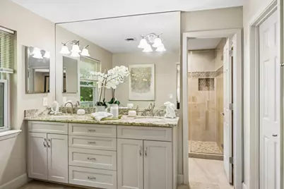 9703 Oasis Drive, Houston, TX 77096 - Photo 4