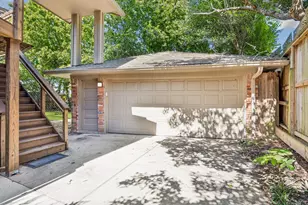 9703 Oasis Dr, Houston, TX 77096 - Photo 30