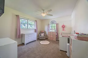502 Red Bud Ln, Baytown, TX 77520 - Photo 14