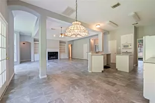 311 Oak Hollow Dr, League City, TX 77573 - Photo 16