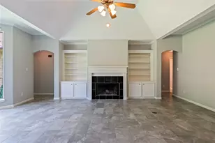 311 Oak Hollow Dr, League City, TX 77573 - Photo 10