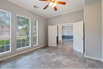 311 Oak Hollow Drive, League City, TX 77573 - Photo 4