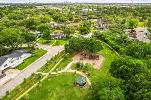 7915 Del Monte Dr, Houston, TX 77063 - Photo 44