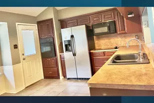 439 Woodrail Dr, Houston, TX 77598 - Photo 8