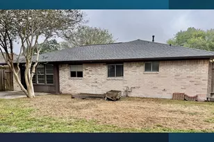 439 Woodrail Dr, Houston, TX 77598 - Photo 26