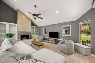 11646 Manor Park Dr, Houston, TX 77077 - Photo 2