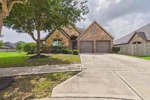 2807 Naples Park Ln, Richmond, TX 77406 - Photo 2