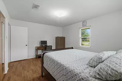 1718 Droxford Drive, Houston, TX 77008 - Photo 34