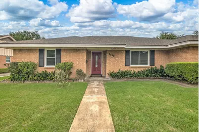 1718 Droxford Drive, Houston, TX 77008 - Photo 2