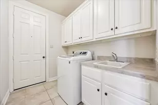 2210 Bywater Dr, Houston, TX 77077 - Photo 28
