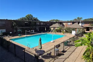 11550 Chimney Rock Rd, Houston, TX 77035 - Photo 14