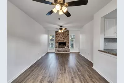 1208 N Logan Street, Texas City, TX 77590 - Photo 6