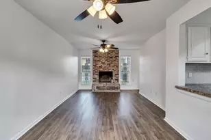 1208 N Logan St, Texas City, TX 77590 - Photo 6