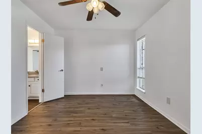 1208 N Logan Street, Texas City, TX 77590 - Photo 14