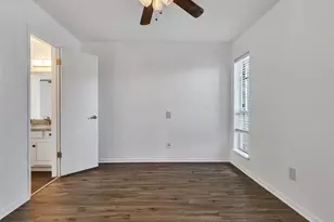 1208 N Logan St, Texas City, TX 77590 - Photo 14
