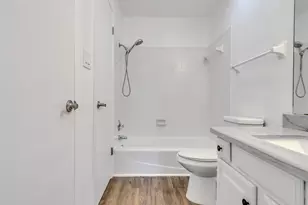 1208 N Logan St, Texas City, TX 77590 - Photo 16