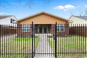 2614 Isabella St, Houston, TX 77004 - Photo 2