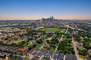 723 N Emile St, Houston, TX 77020 - Photo 24
